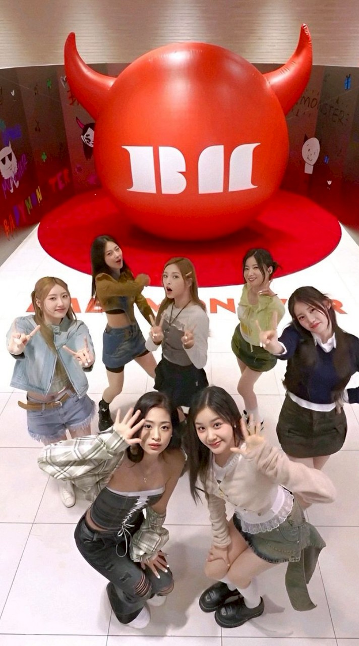 กลุ่มคุย(Baby Monster)