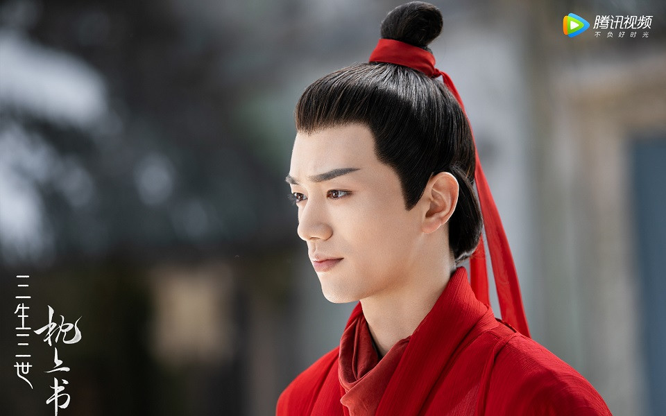 楊冪公司力捧新演員1：易大千《幸福，觸手可及》、《三生三世枕上書》、《暴風眼》