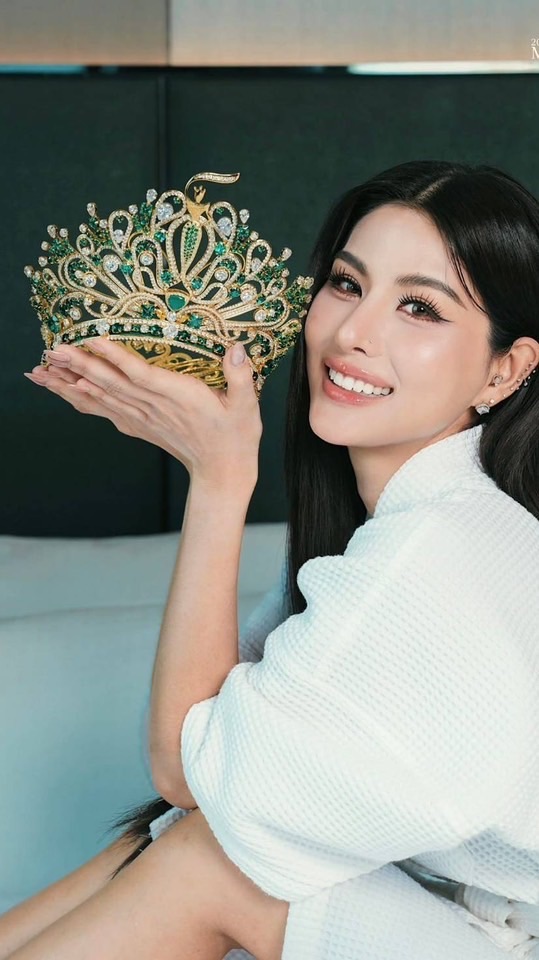 หนิง ปัทมา ด้อมป่วงศรี