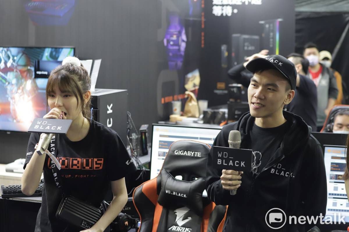 天才是你 Zoe 拳皇xiv 驚奇擊敗世界冠軍zjz 新頭殼 Line Today