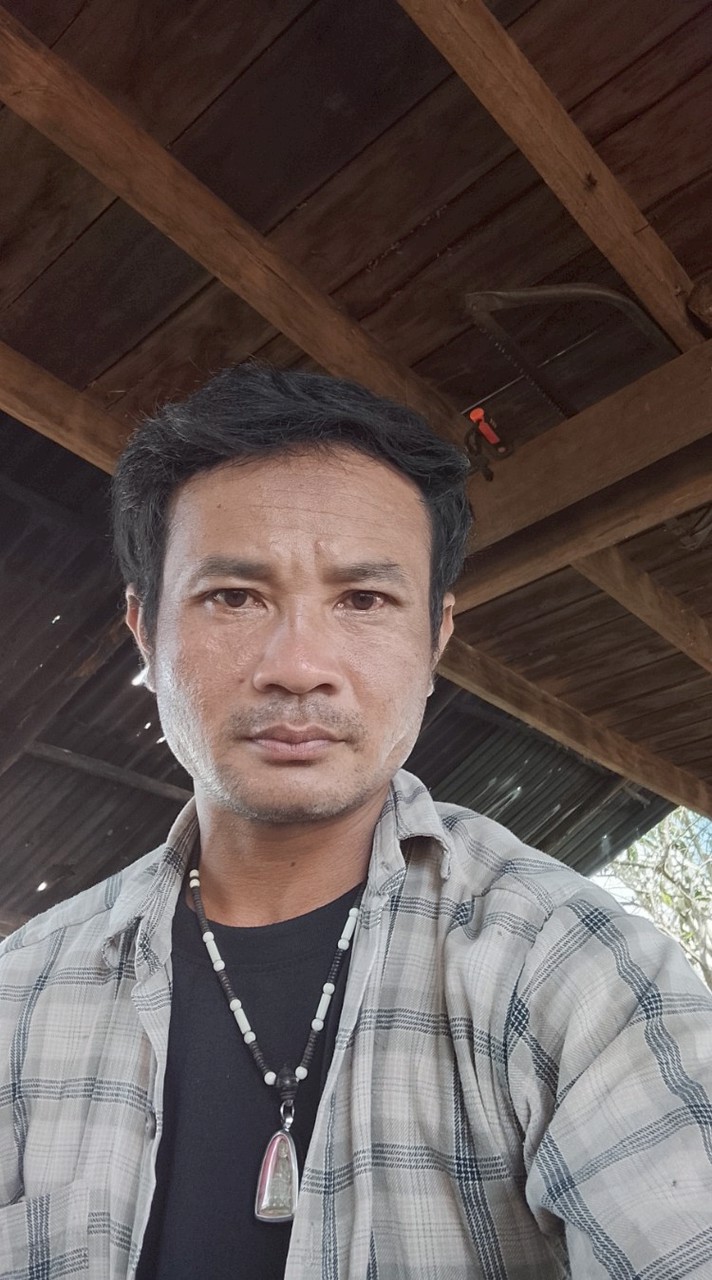 แหลม คนหลังเขา