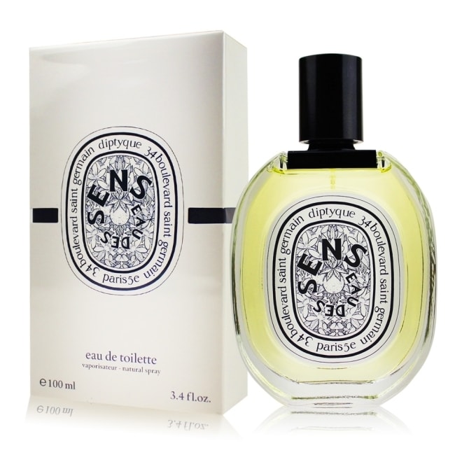 預計出貨日2-5天 中文品名：DIPTYQUE 感官之水淡香水(100ml)-百貨公司貨 規格：100ml 香調：木質辛香調 前調：橙花、苦橙 中調：當歸 基調：杜松子、廣藿香 ◆使用方式：直接噴撒於