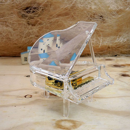 曲目試聽請直接加Line:@ruz3245w商品規格：材 質：音樂機芯、壓克力、LED燈尺 寸：W99×D121×H142mm曲 目：卡農(B) 本項工藝品音樂機芯是由機械趨動而非一般市面販賣以IC發