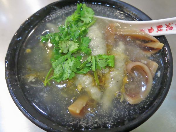【台北美食】兩喜號魷魚焿-超過90年的老字號小吃店 【台北美食】兩喜號魷魚焿-超過90年的老字號小吃店