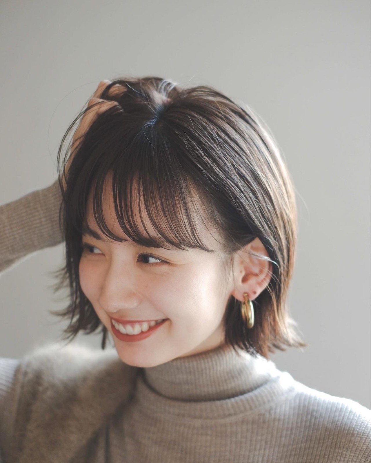 3選 服装に合わせてヘアをチョイス