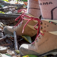 【山道具】女子登山鞋登場。Zamberlan 331 AMELIA GTX RR WNS 防水高筒皮革登山鞋 心得分享
