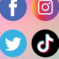 ชุมนุมEnglish with social media