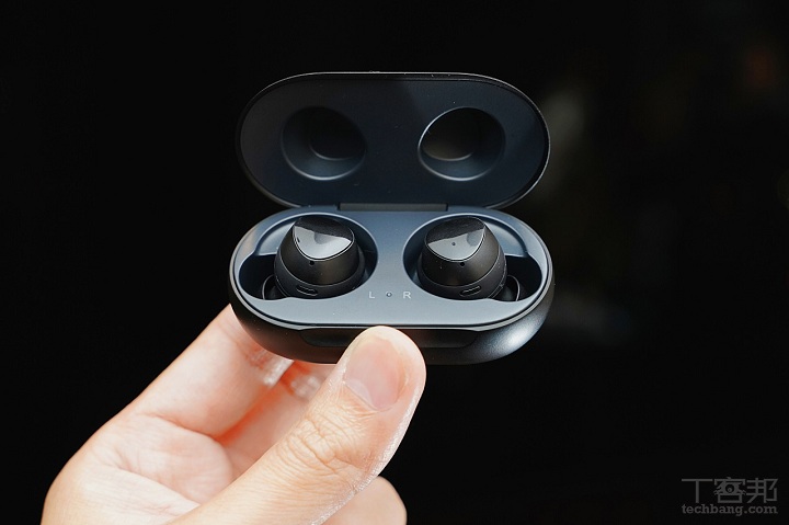 Samsung Galaxy Buds 真無線耳機發表，支援無線充電、快速充電、AKG 音效調校