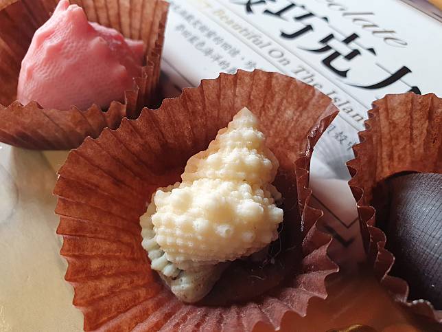 「不倒翁貝殼巧克力」讓你把澎湖滿滿幸福回憶帶回家(圖片提供／IG@jiaying.zhu)