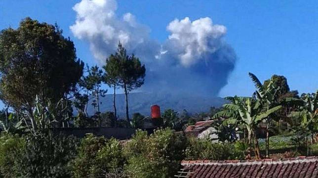 92 Koleksi Foto Penampakan Di Gunung Tangkuban Perahu Gratis Terbaru