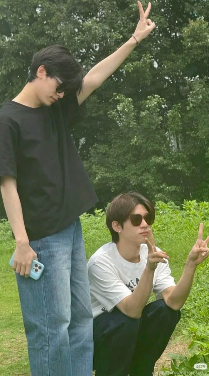 𓏵˖ ࣪𝐗𝐢𝐚𝐨 𝐋𝐢𝐧 𝐜   ⊹  𝐜𝐥𝐢𝐩 ♡  𝐠𝐫𝐨𝐮𝐩✿