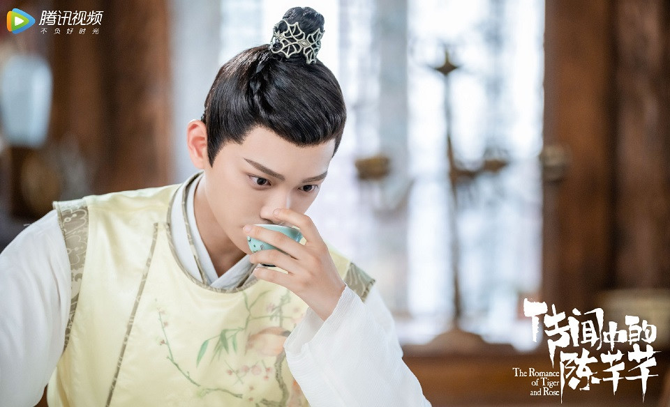 近期「兩部戲同時對打」的演員9：丁禹兮《韞色過濃》vs《傳聞中的陳芊芊》