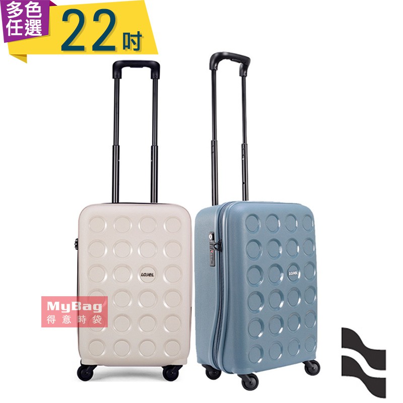 TSA海關密碼鎖。日本設計高品質輪具。雙層防盜拉鍊設計。品牌 : LOJEL材質 : PP尺寸 : 高 54.8 * 寬 36 * 厚 24.7 cm容量 : 約35L重量 : 約2.9kg載量 : 