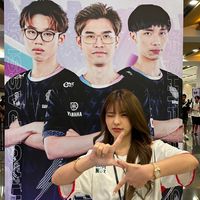 คนสวยเค้าอยู่ด้วยกัน