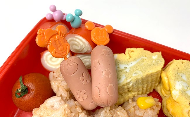 ダイソー ディズニーコラボのお弁当グッズが種類豊富で使えると話題