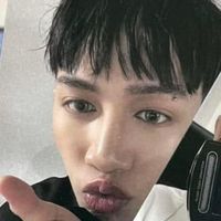 醜卡bot