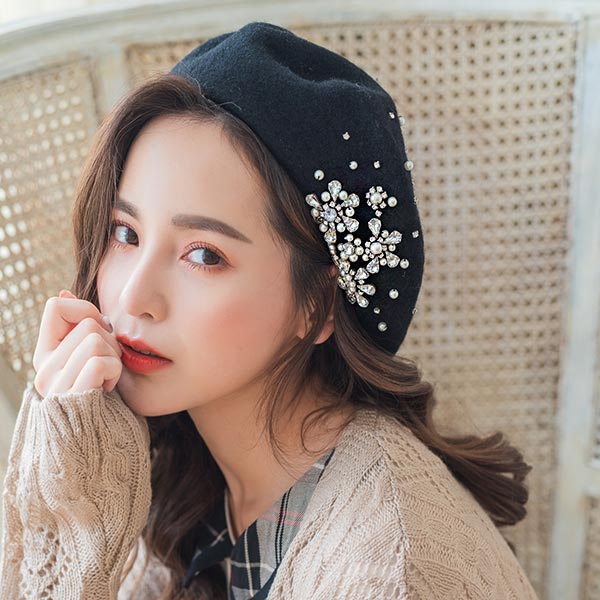 珍珠水鑽花朵毛呢貝蕾帽