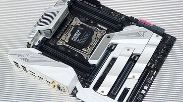 Asus Prime X299 Edition 30 主機板評測，X299 晶片組與 30 週年迸出 Smart Control Console 火花