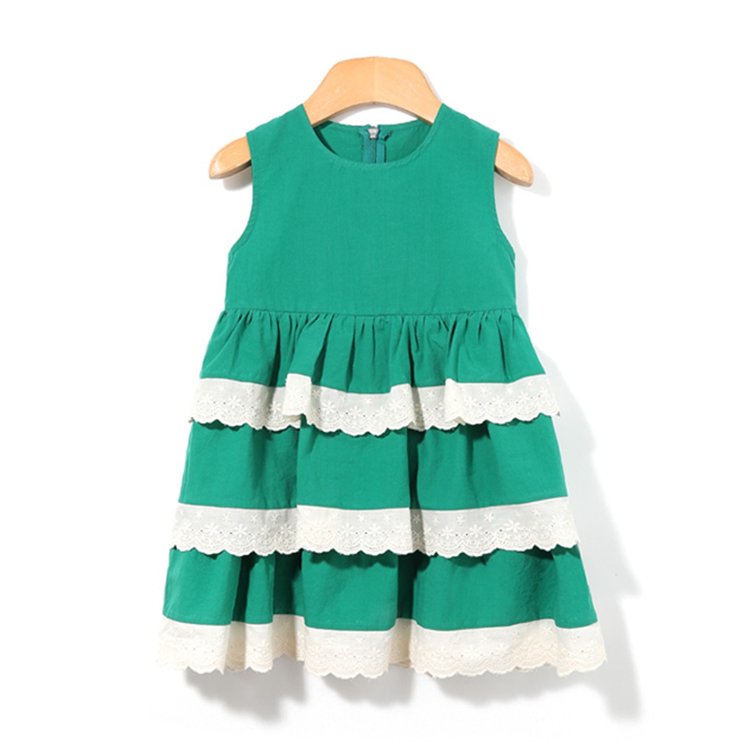 韓國知名專櫃品牌童裝Ozkiz。高質感品質x時尚可愛設計。連童星都在穿！韓劇也看得到。不用傷腦筋搭配》時尚洋裝x套裝。百搭實穿最推薦》可愛下著x上衣。90-130cm寶貝適穿;來自韓國的Ozkiz是當