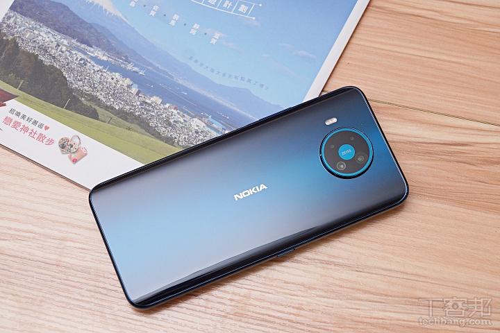 Nokia 8.3 5G 開箱評測