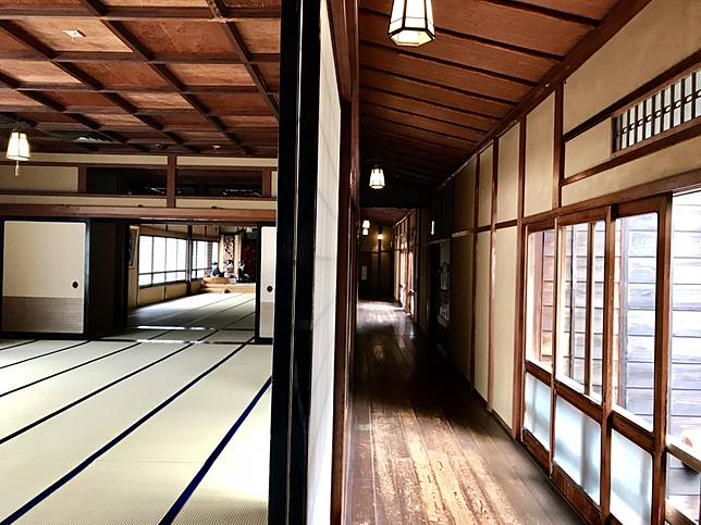 静岡縣 伊東 石疊散歩道 川柳沿岸風情古溫泉街 旅色 Line Today