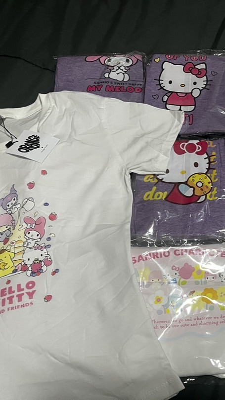 อยากขายผ้าาา🛍️🛍️