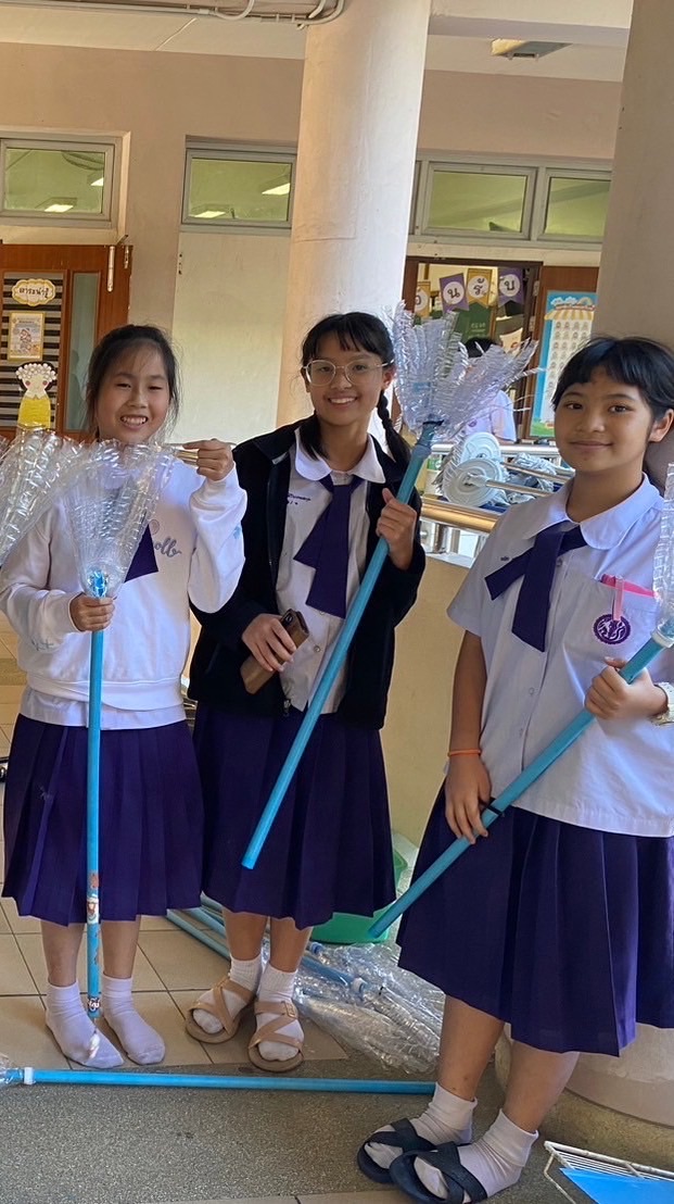 รักกันดีตีกันตาย