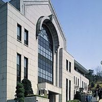 Silver-Aurora academy