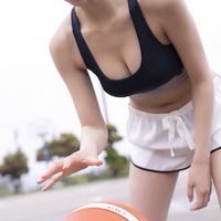 アナウンサーのグラビア&セクシー写真共有