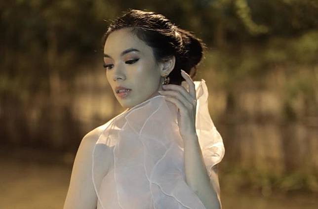 <div>9 Pesona Tiffany Jolie, Tereliminasi dari Panggung Indonesia’s Next Top Model</div>