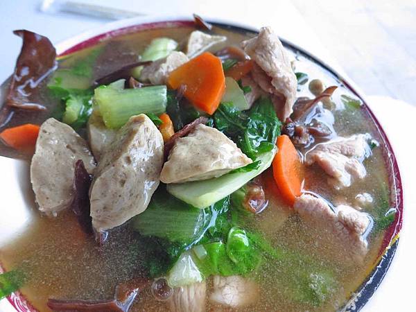 【中和美食】圓通路大滷麵-內行人才知道的超級爆量大滷麵 【中和美食】圓通路大滷麵-內行人才知道的超級爆量大滷麵