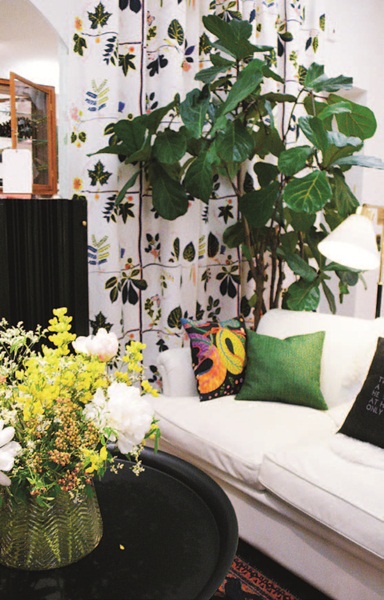 北歐斯德哥爾摩的繽紛居家-客廳