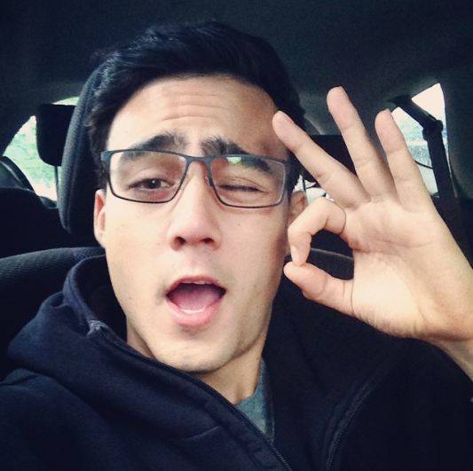 10 Fakta Indra Brotolaras, Si Ganteng Lawan Main Prilly di Film Danur