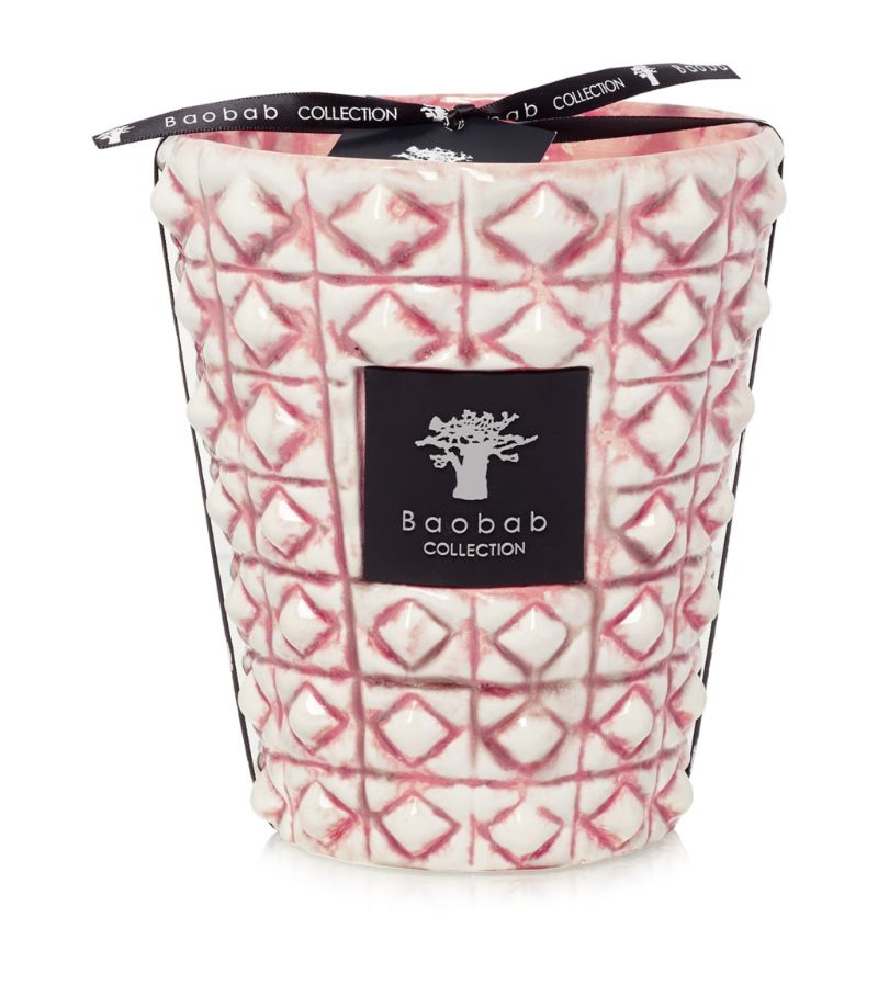 Let yourself be transported to a fantasy world with the Baobab Volcan candle from the Ceramica colle