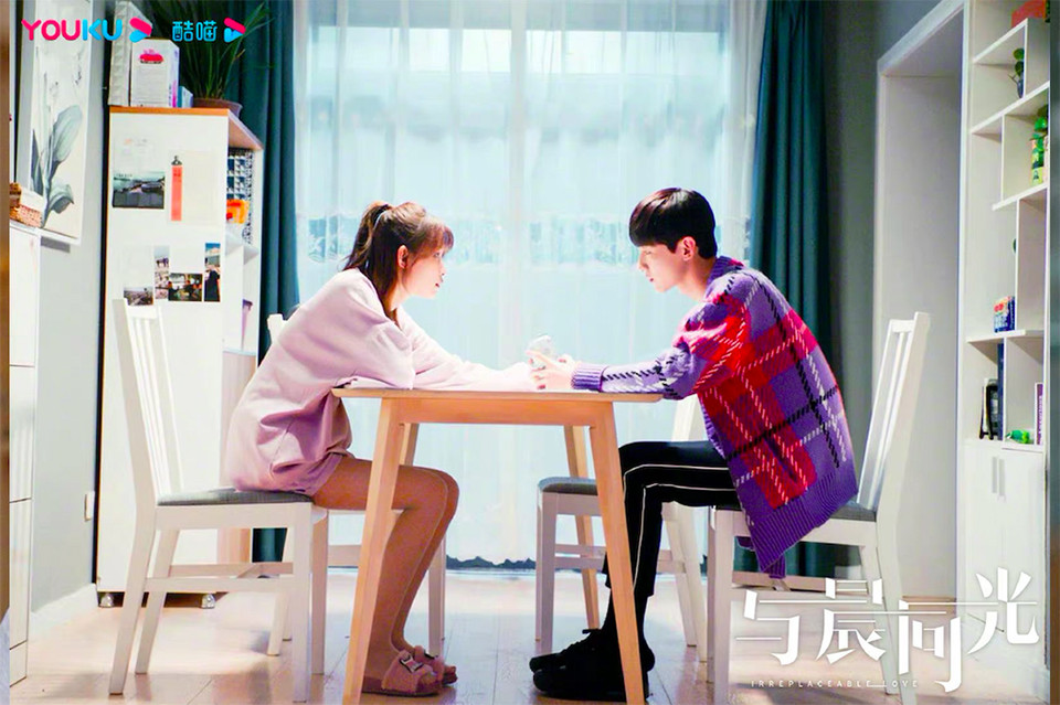 近期熱播陸劇評分榜TOP 9：孫怡、白敬亭《與晨同光》豆瓣評分4.4