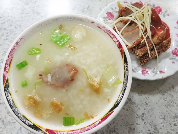 【台北美食】老艋舺鹹粥店-在地知名的60年老店