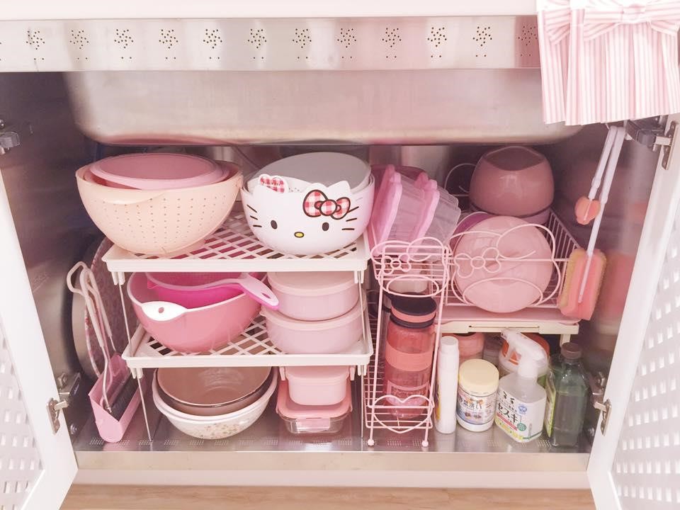 網友小美將住了24年的老屋重新整修，喜愛粉紅色及烹飪