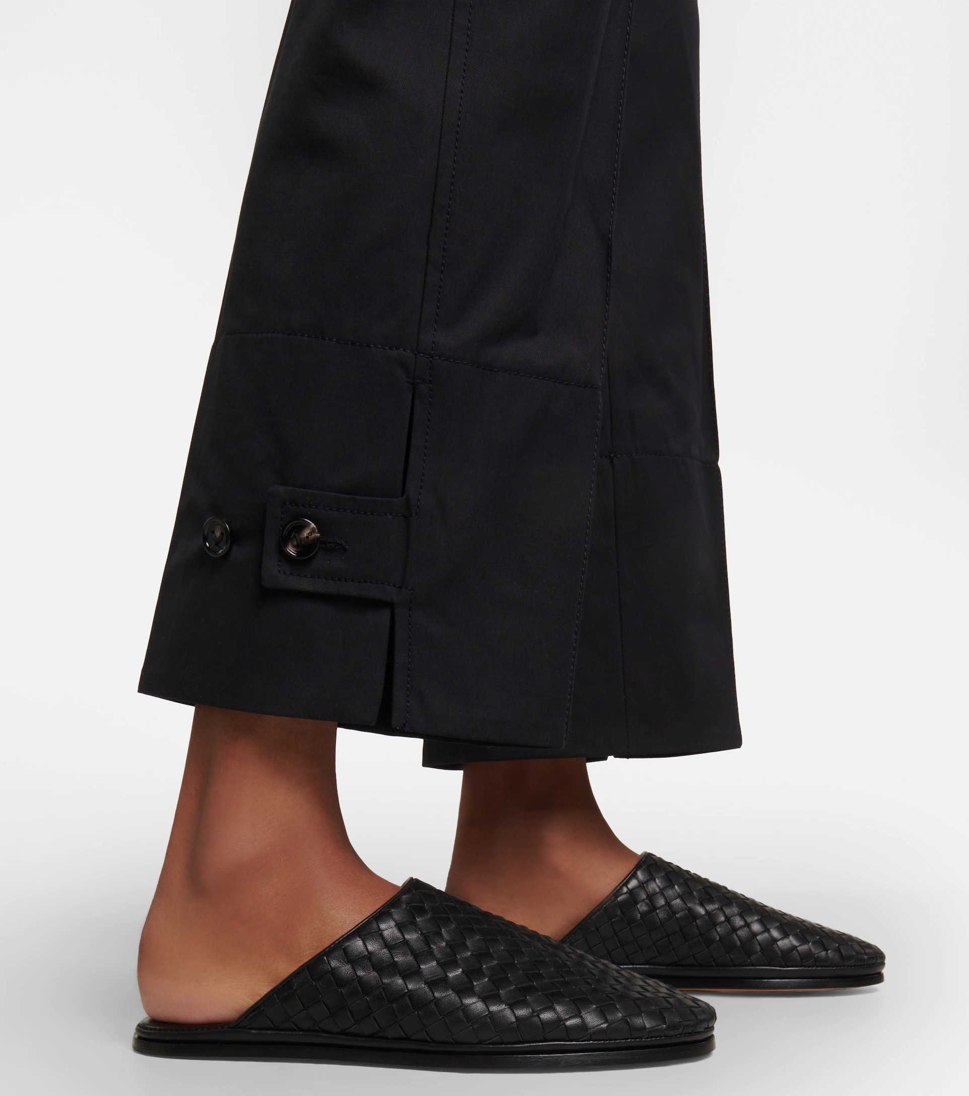 BOTTEGA VENETA Intrecciato leather slippers