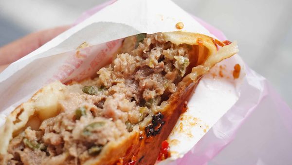 【台北美食】黃記韭菜盒-林森北路上少見的平價餅皮美食店家