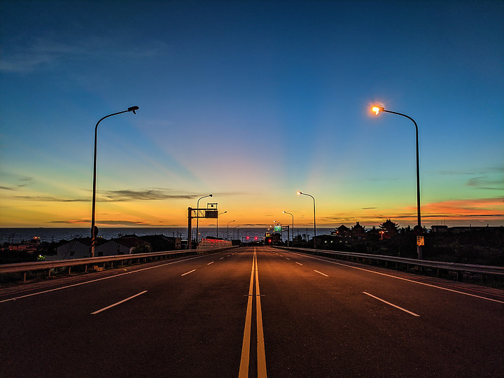 ASUS ZenFone6 使用一年的心得：拍攝倒影的最佳利器 (圖多)