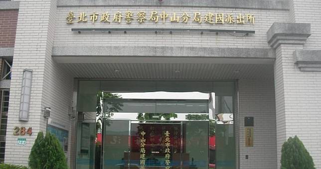 老婦失蹤7天在頂樓藥物配酒自盡　遺書：幫我顧好孫子