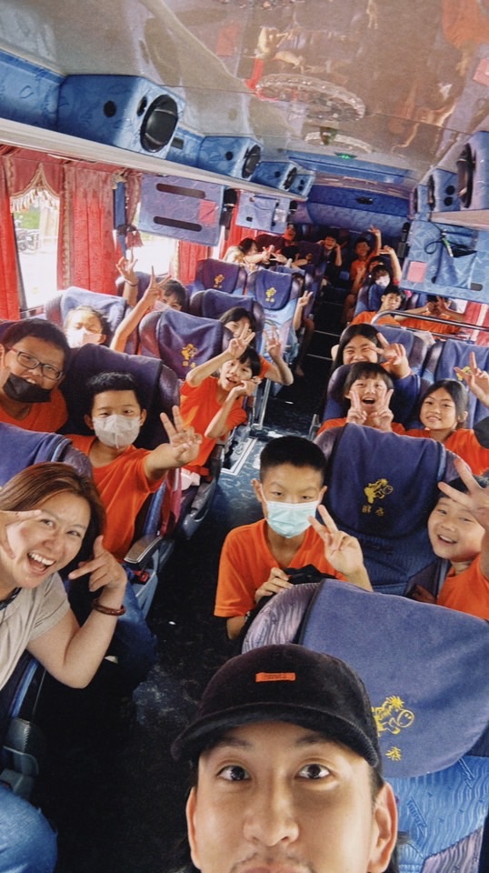 天 生 602 同 學 群 ！😆