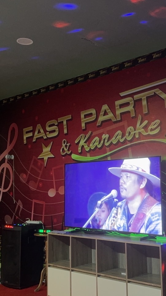 THE FAST KARAOKE