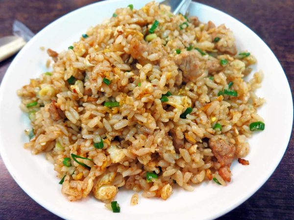 【蘆洲美食】美食霹靂小吃店-香噴噴美味的炒飯 【蘆洲美食】美食霹靂小吃店-香噴噴美味的炒飯