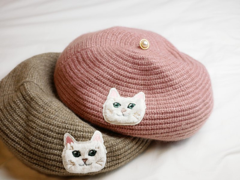 溫暖可以是一個擁抱，也可以是一頂貓咪刺繡帽。Rumie獨家貓咪刺繡，在頭頂可愛的貓咪，療癒日常。