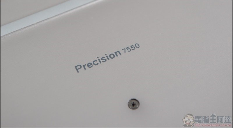 Dell Precision 7550 移動工作站 開箱 - 20