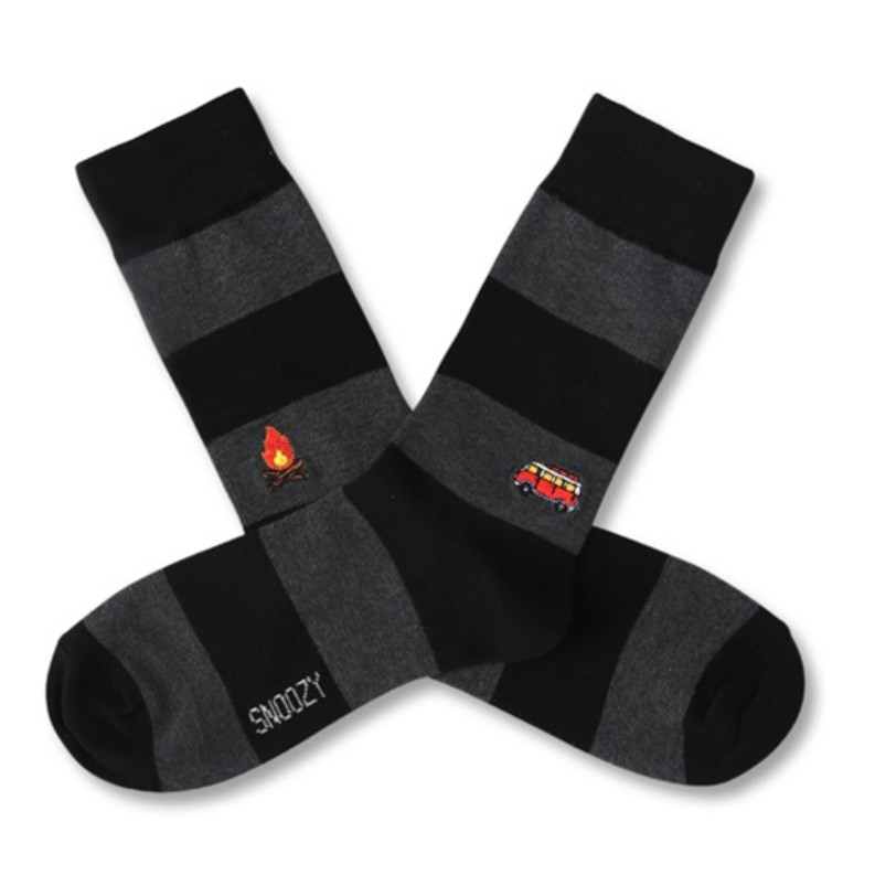 低調不搶眼、卻也帶點悶騷 。 不經意的地從褲管露出的襪子、也是能展現我們個人的時尚風格品味。不論是潮流時尚球鞋、時尚文青勃肯鞋、都能讓你搭配不NG造型零失誤成分: 天然棉80% , 尼龍5% , 萊卡