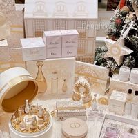 Toycosmetic & Chic item