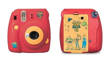 搶搭皮克斯動畫電影熱潮，Fujifilm 富士發表「玩具總動員4」instax mini 相機/底片