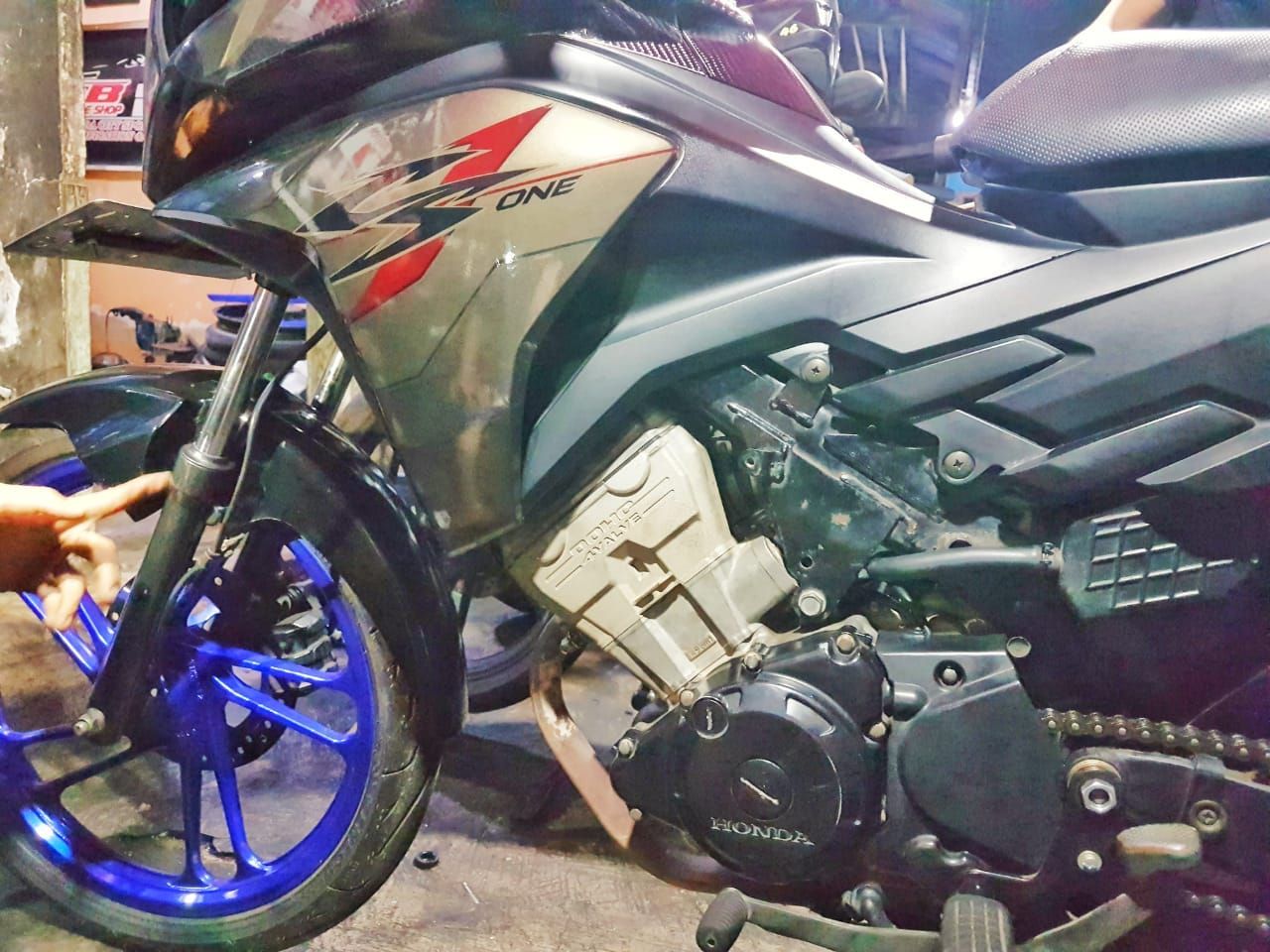 Sangar Pasang Head Silinder Honda Cb150r Di Cs1 Sangar Pasang Head Silinder Honda Cb150r Di Cs1